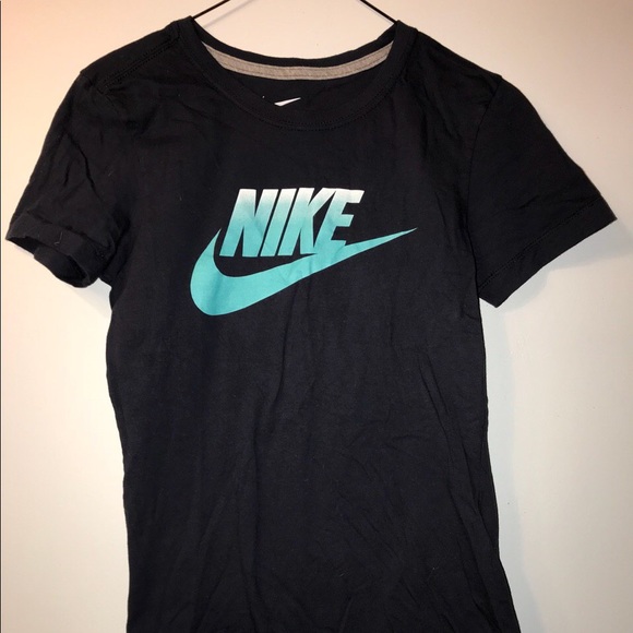nike slim fit t shirt